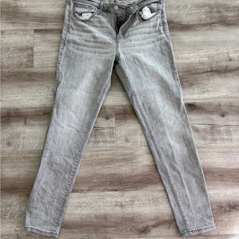 Abercrombie & Fitch Gray Skinny Jeans